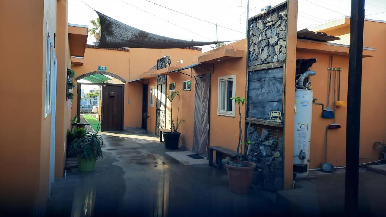 Casa Edka Hotell Ensenada Exteriör bild