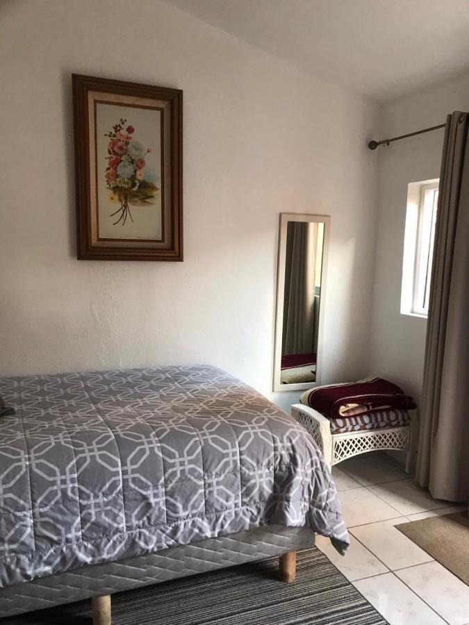 Casa Edka Hotell Ensenada Exteriör bild